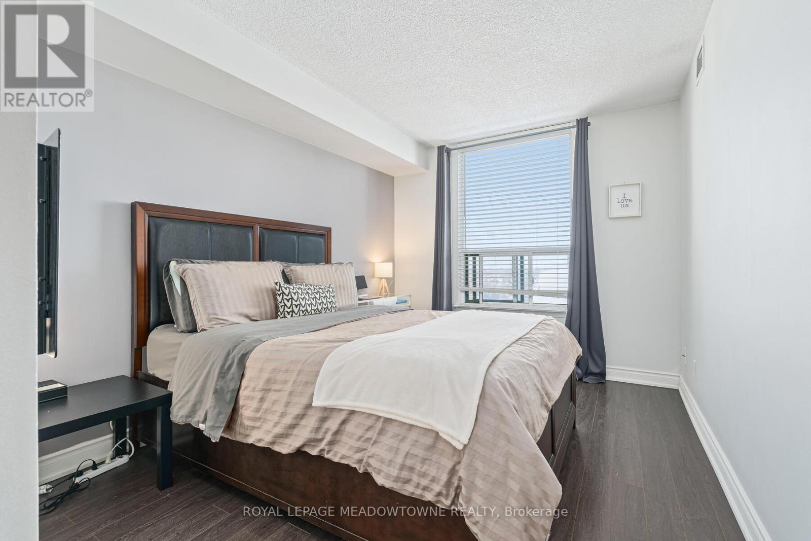 2015 - 135 Hillcrest Avenue, Mississauga, Ontario  L5B 4B1 - Photo 20 - W12719744