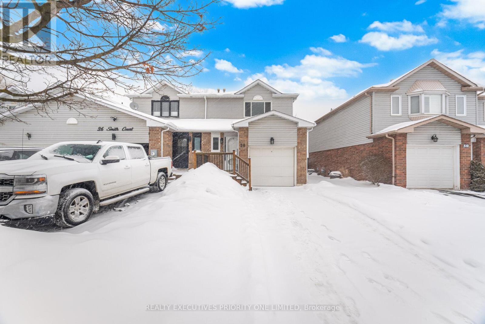 28 SMITH COURT, Caledon, Ontario