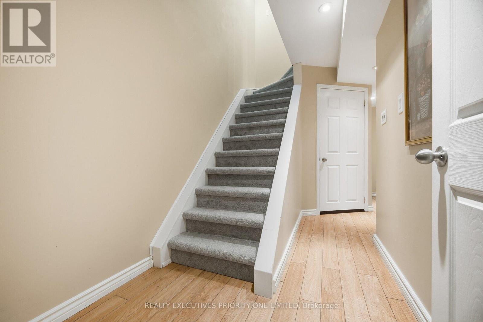 28 Smith Court, Caledon, Ontario  L7E 1R2 - Photo 19 - W12719764