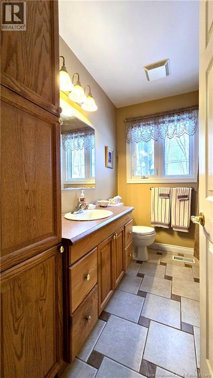 60 Chandler Crescent, Moncton, New Brunswick  E1E 3W7 - Photo 13 - NB132433