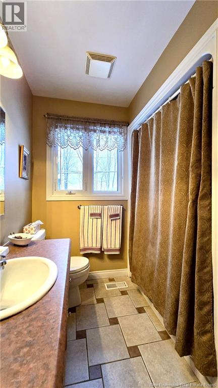 60 Chandler Crescent, Moncton, New Brunswick  E1E 3W7 - Photo 14 - NB132433