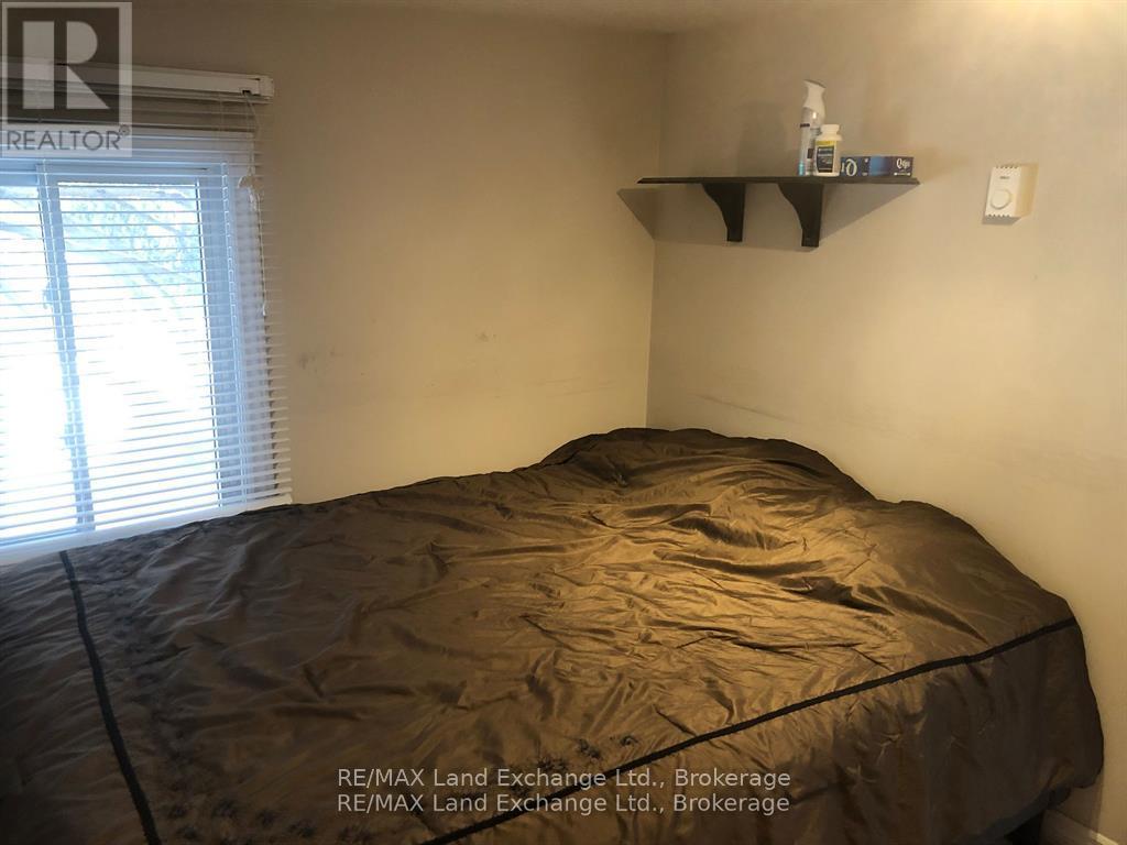 188 Broadway Street, Kincardine, Ontario  N2Z 2X9 - Photo 12 - X12719788