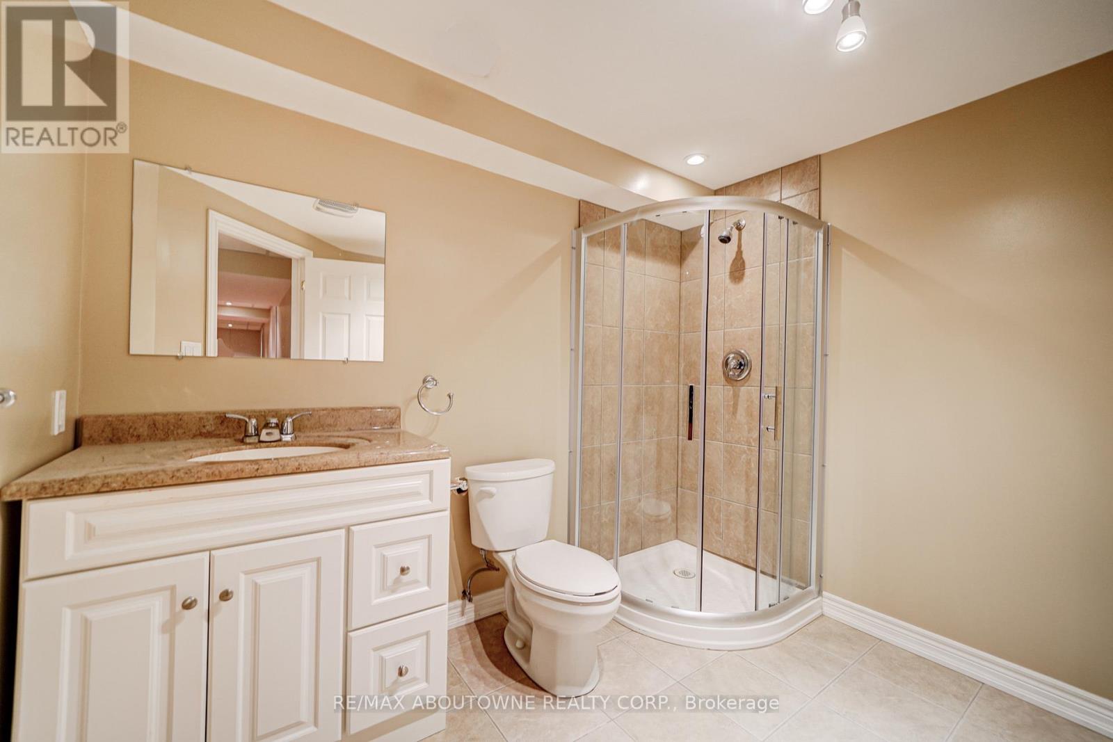 118 Wood Rim Drive, Richmond Hill, Ontario  L4E 4N8 - Photo 39 - N12719778