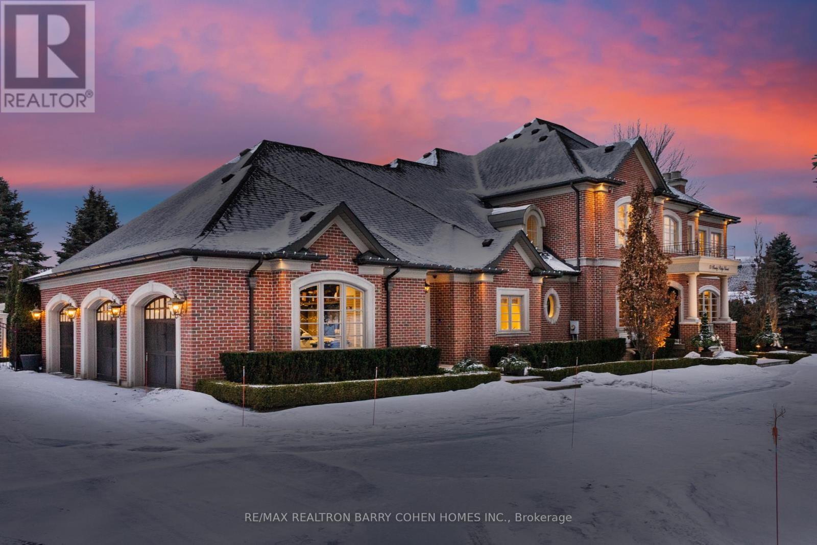 12 Sandy Ridge Court, Whitchurch-Stouffville, Ontario  L4A 2L4 - Photo 2 - N12719780