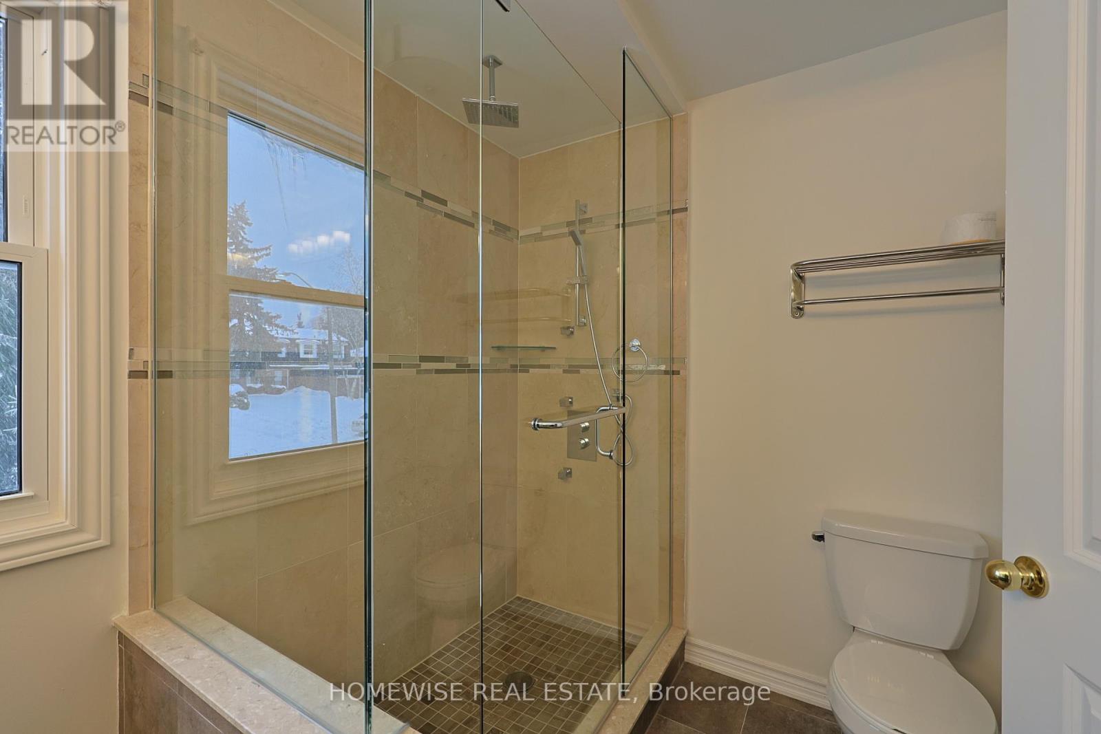 22 Cobblestone Drive, Markham, Ontario  L3T 4E4 - Photo 21 - N12718648