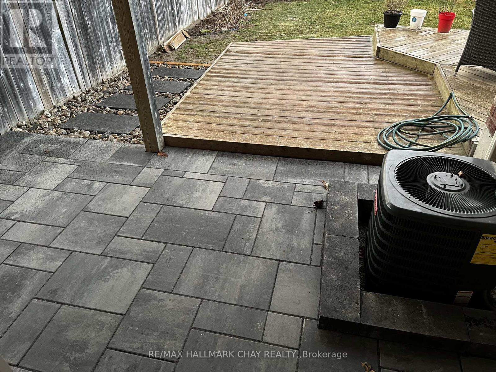 75 Smith Street, Bradford West Gwillimbury, Ontario  L3Z 3E3 - Photo 45 - N12718942