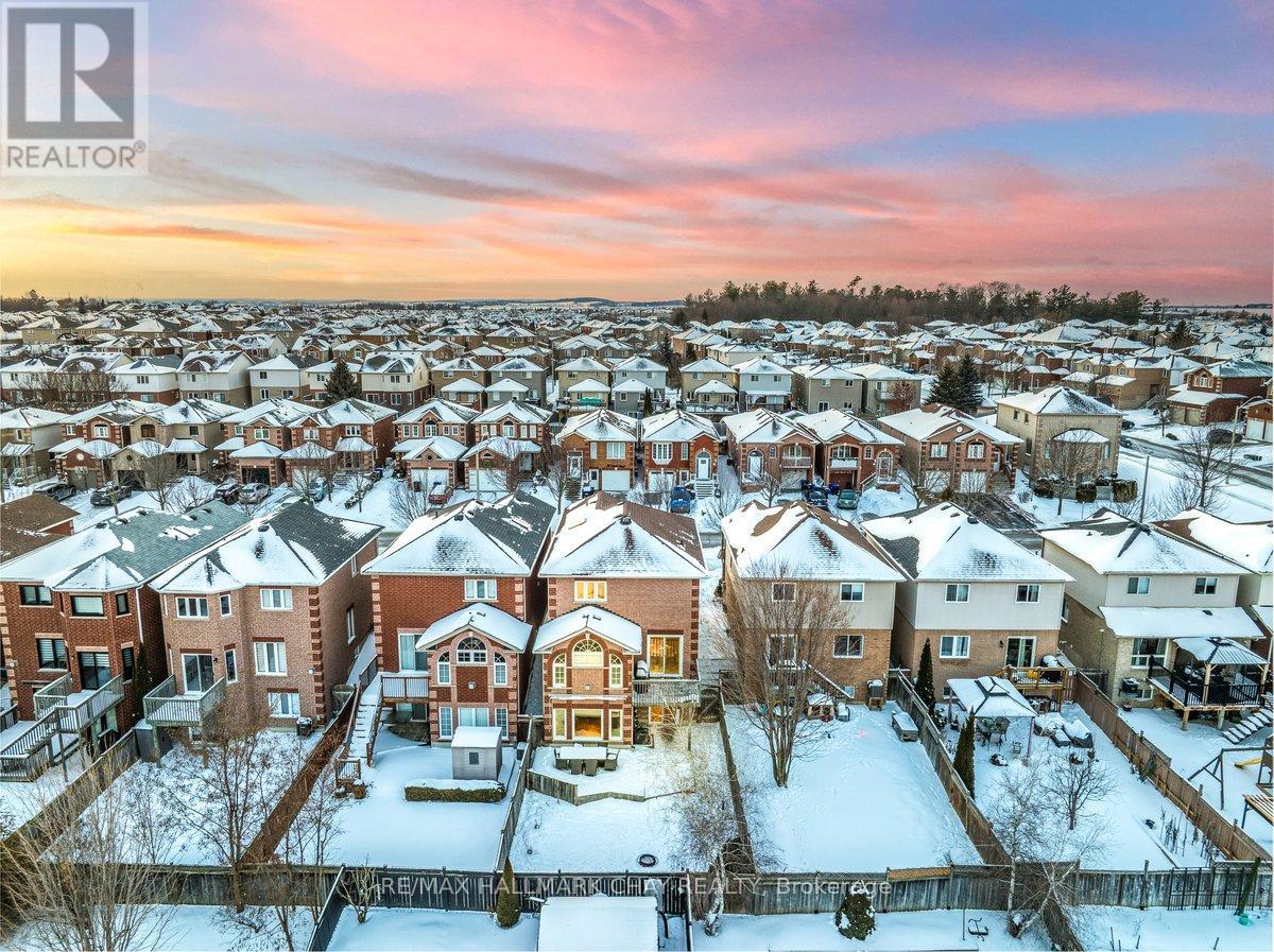 75 Smith Street, Bradford West Gwillimbury, Ontario  L3Z 3E3 - Photo 48 - N12718942