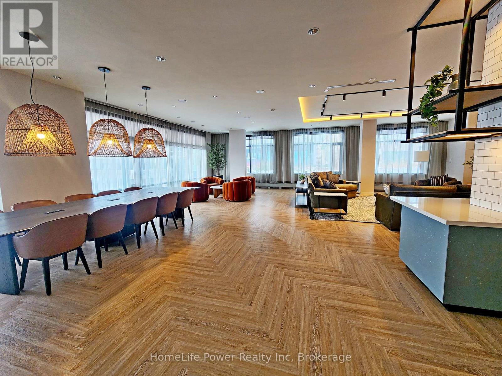 1902 - 2495 Eglinton Avenue W, Mississauga, Ontario  L5M 2T2 - Photo 8 - W12719870