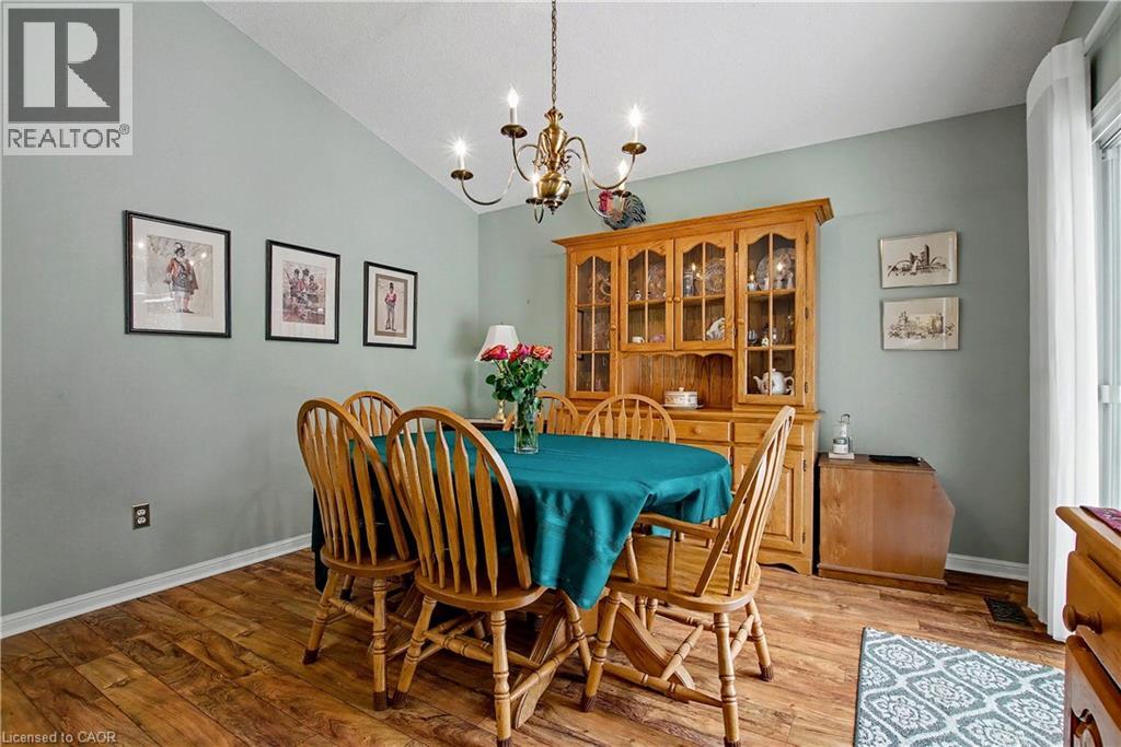 252 Keewatin Avenue, Kitchener, Ontario  N2B 3W4 - Photo 12 - 40798860