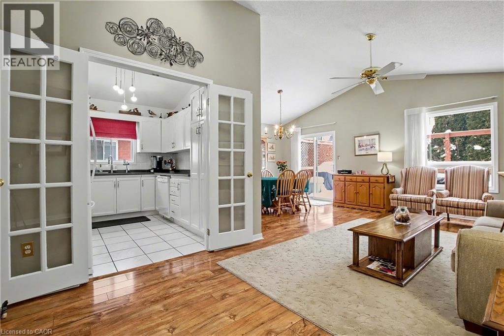 252 Keewatin Avenue, Kitchener, Ontario  N2B 3W4 - Photo 15 - 40798860