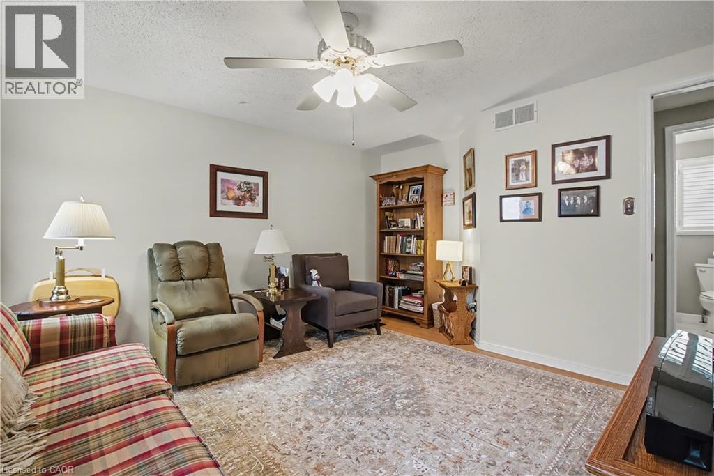 252 Keewatin Avenue, Kitchener, Ontario  N2B 3W4 - Photo 25 - 40798860