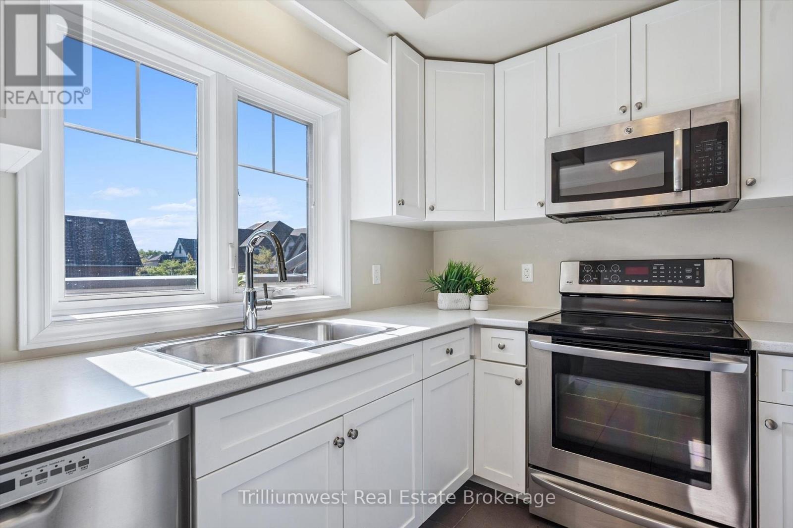 13 - 39 Kay Crescent, Guelph (Pineridge/westminster Woods), Ontario  N1L 0N5 - Photo 8 - X12719862