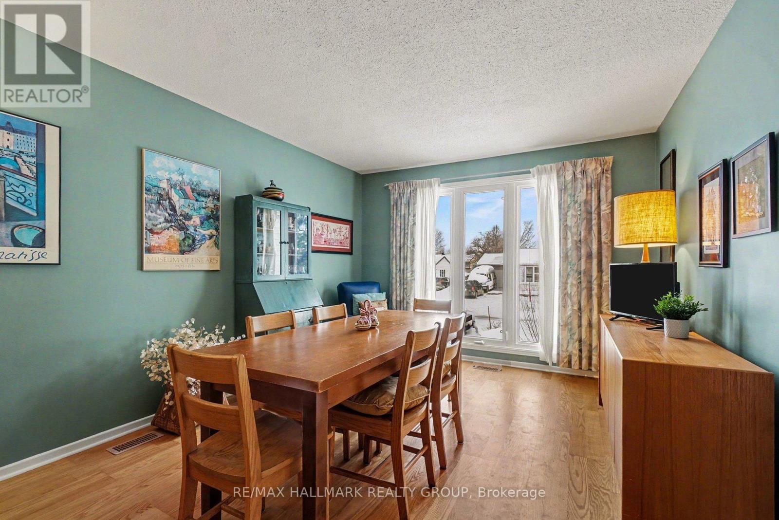 1044 Adley Road, Ottawa, Ontario  K1J 8B9 - Photo 11 - X12719814