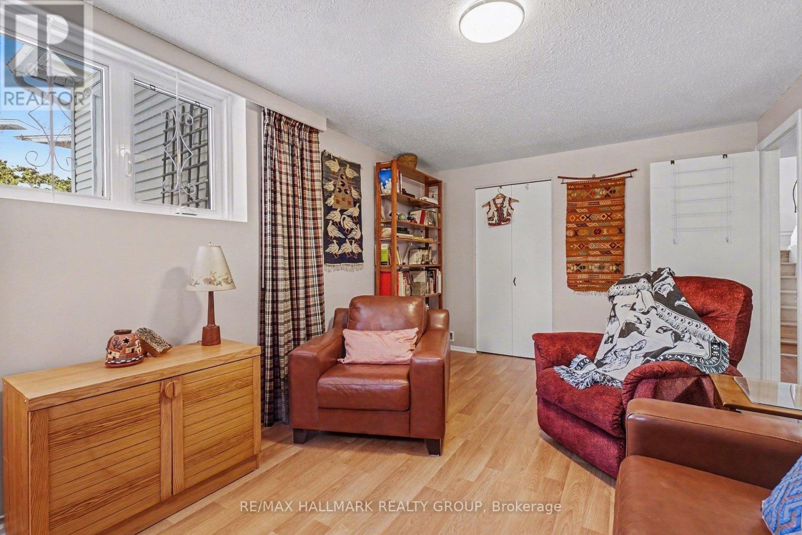 1044 Adley Road, Ottawa, Ontario  K1J 8B9 - Photo 23 - X12719814