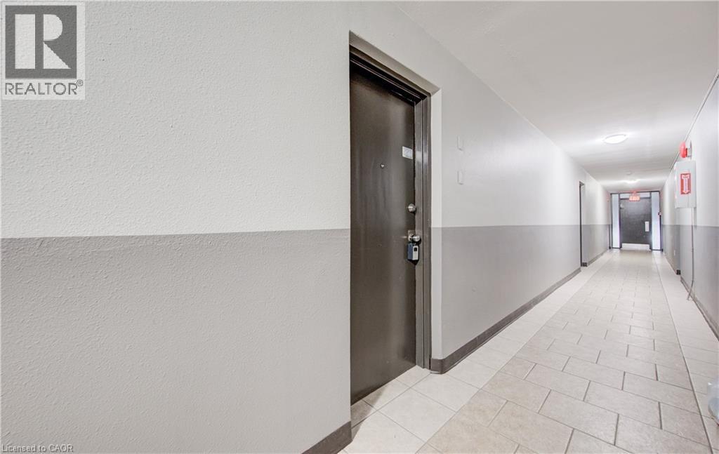 930 Eagle Street N Unit# 19, Cambridge, Ontario  N3H 1C4 - Photo 2 - 40799972