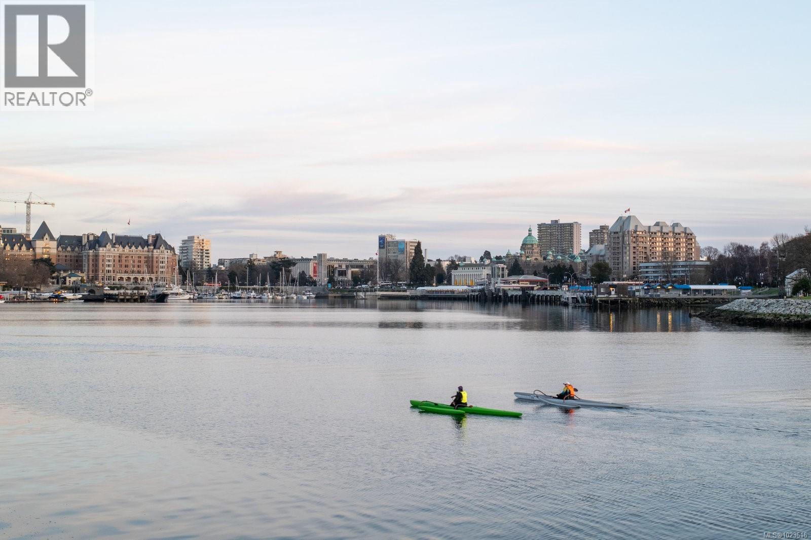 203 11 Cooperage Pl, Victoria, British Columbia  V9A 7J8 - Photo 32 - 1023616