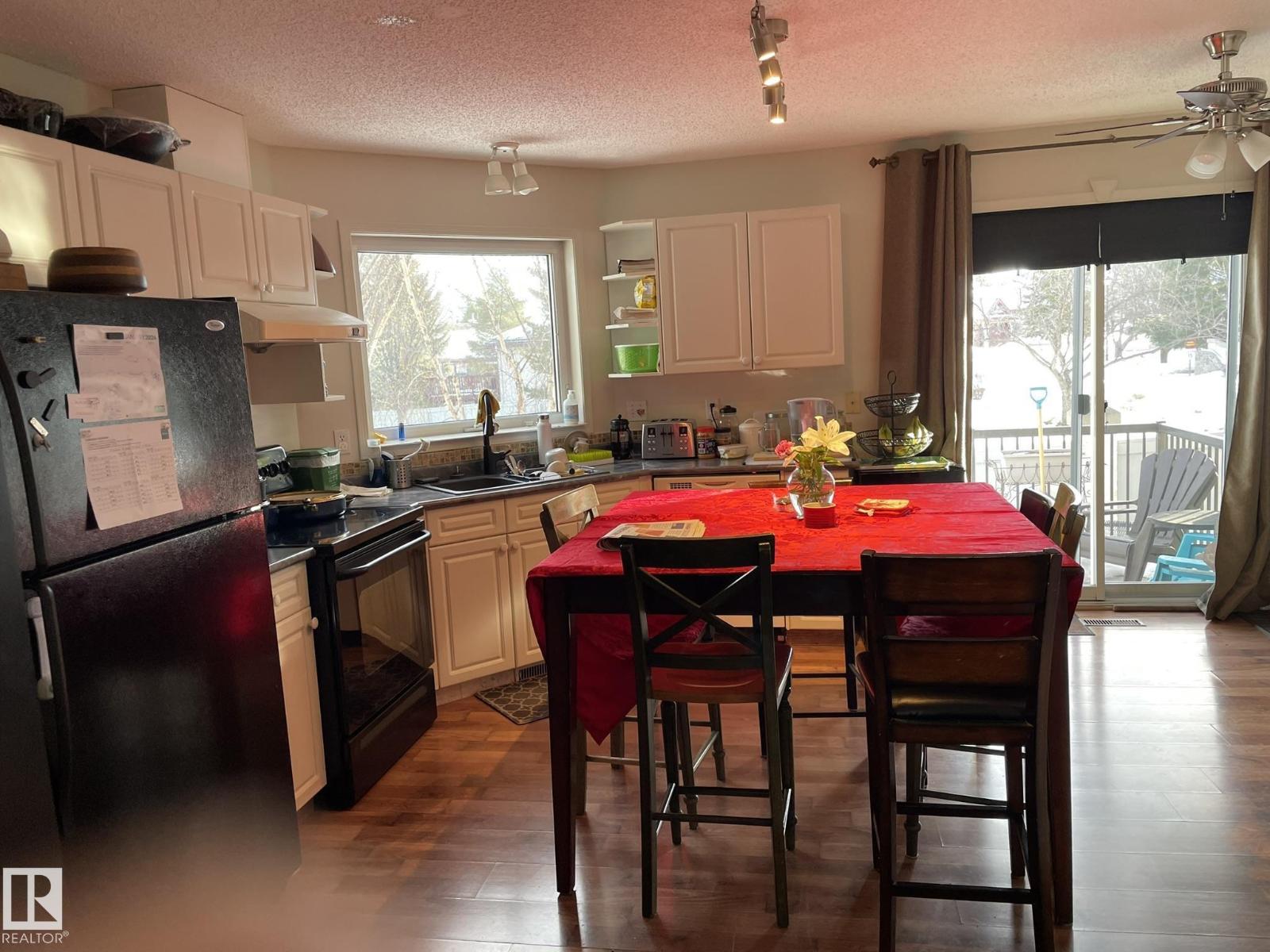 #2 1295 Carter Crest Rd Nw, Edmonton, Alberta  T5R 2N6 - Photo 2 - E4470573