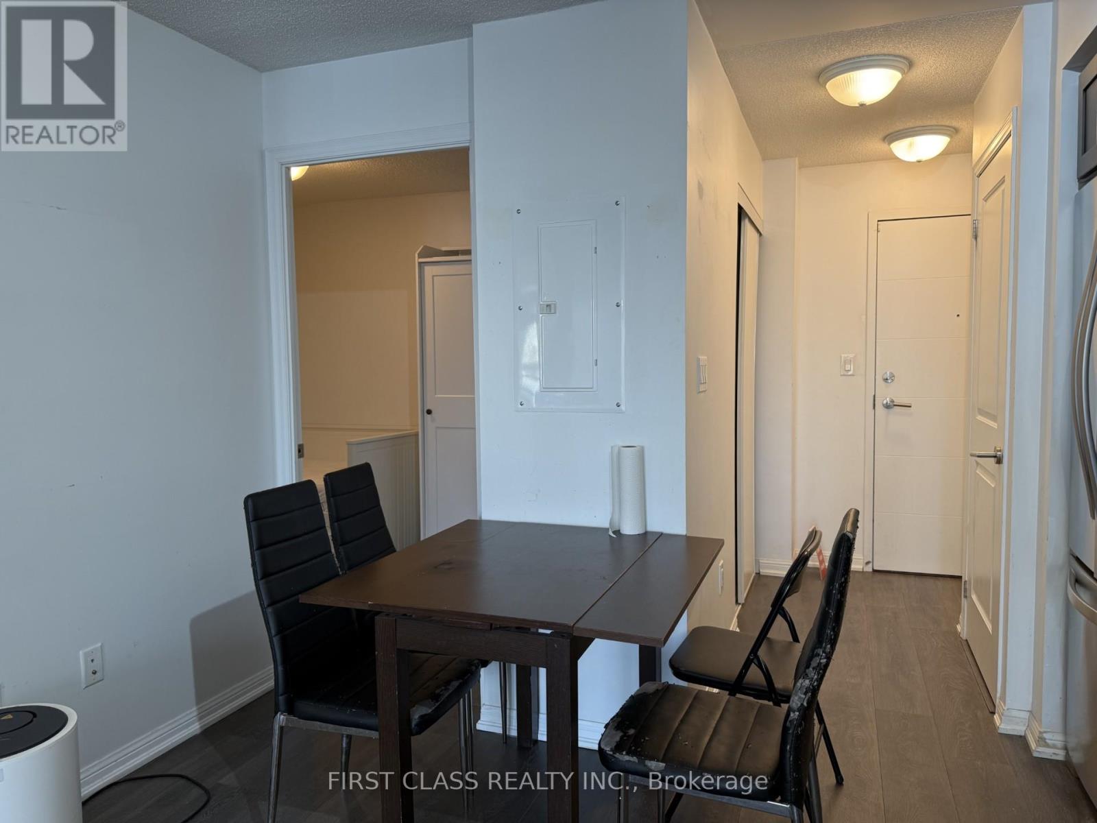 1018 - 400 Adelaide Street E, Toronto, Ontario  M5A 4S3 - Photo 11 - C12719804