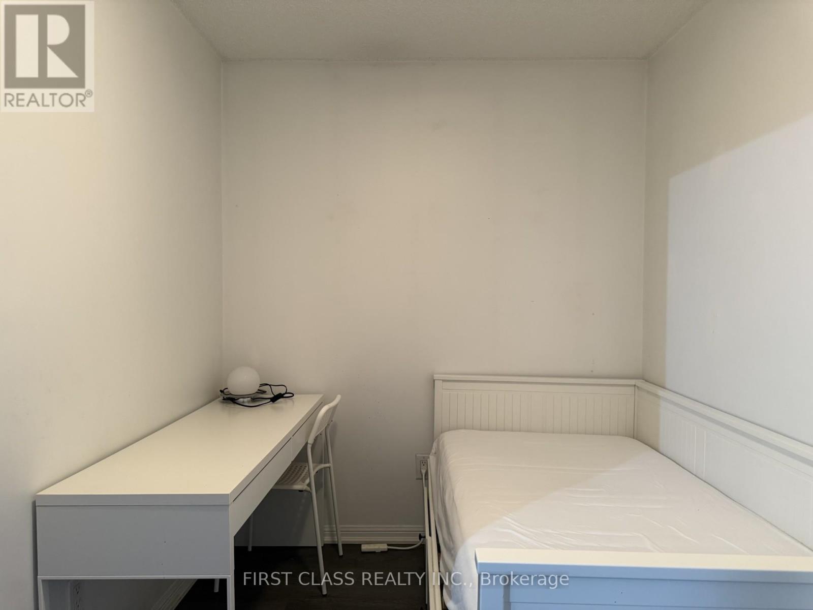 1018 - 400 Adelaide Street E, Toronto, Ontario  M5A 4S3 - Photo 17 - C12719804