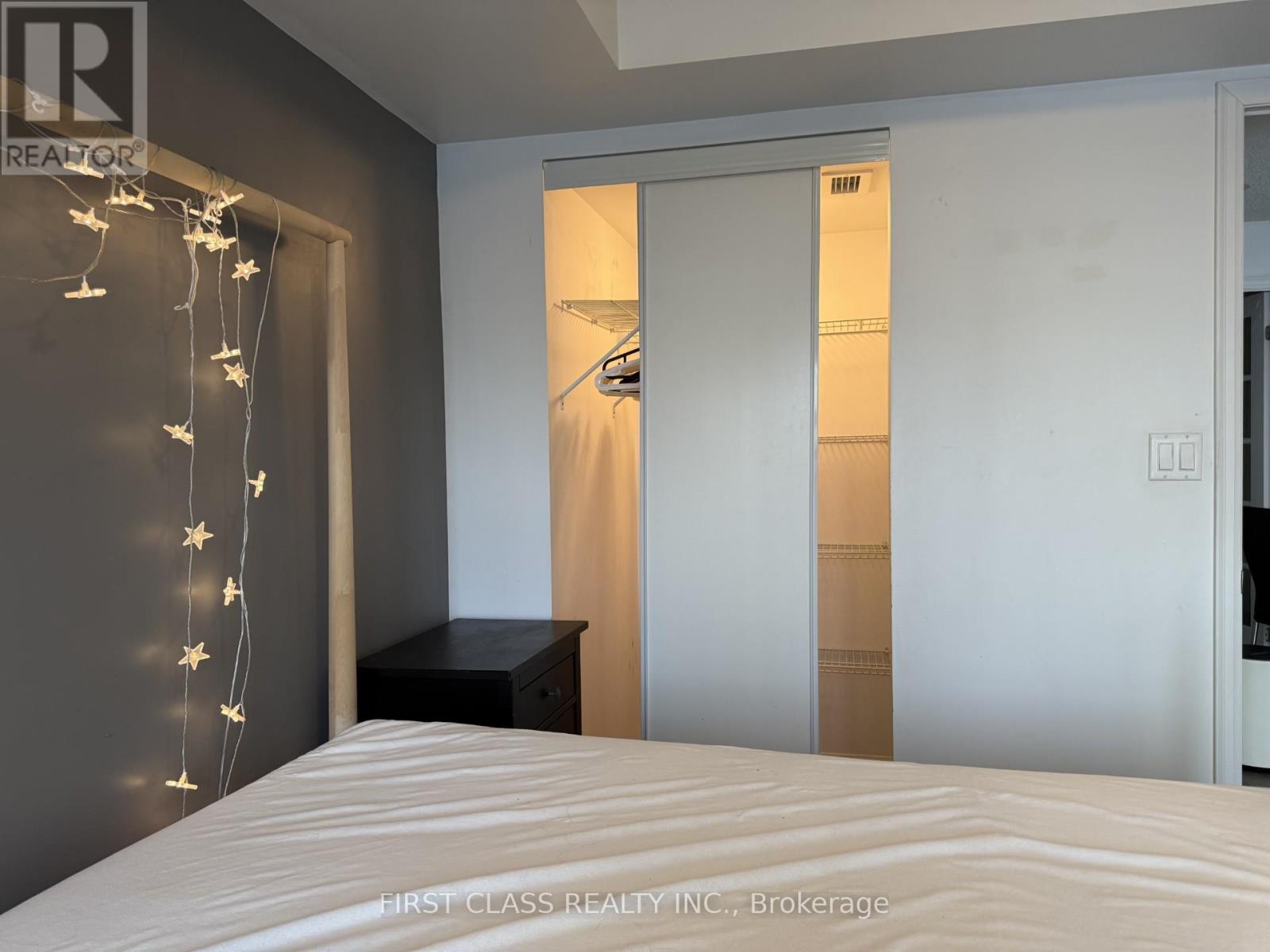 1018 - 400 Adelaide Street E, Toronto, Ontario  M5A 4S3 - Photo 18 - C12719804