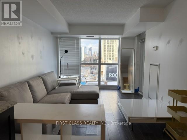 1018 - 400 Adelaide Street E, Toronto, Ontario  M5A 4S3 - Photo 5 - C12719804