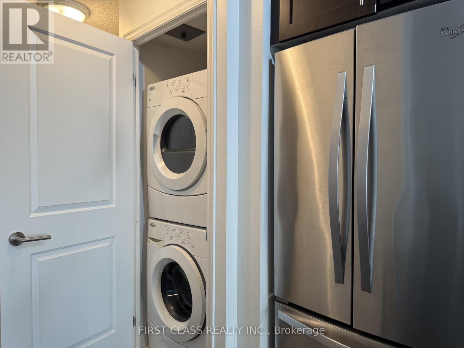 1018 - 400 Adelaide Street E, Toronto, Ontario  M5A 4S3 - Photo 7 - C12719804