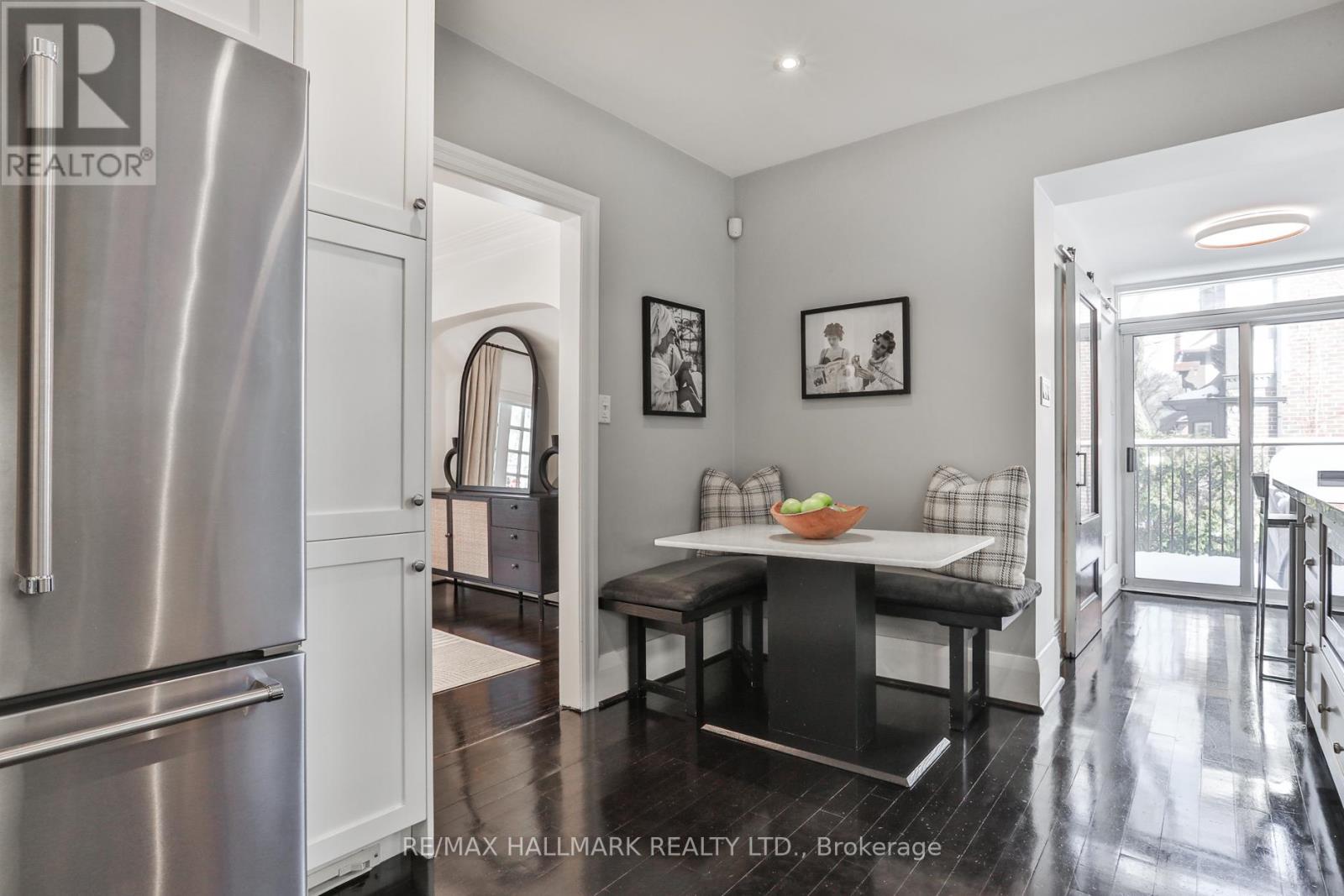 9 Glenarden Road, Toronto, Ontario  M6C 3J8 - Photo 12 - C12719834