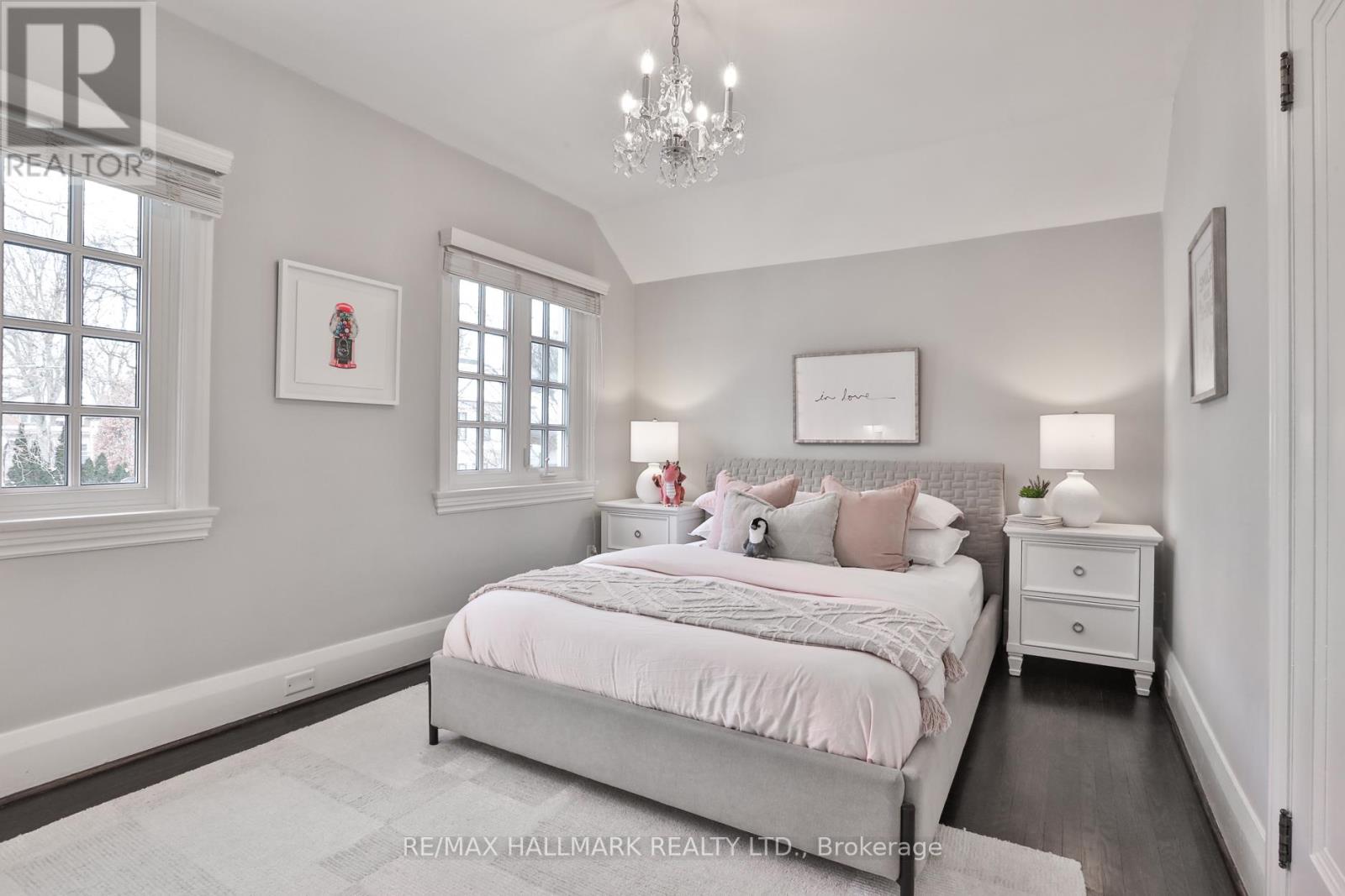 9 Glenarden Road, Toronto, Ontario  M6C 3J8 - Photo 21 - C12719834