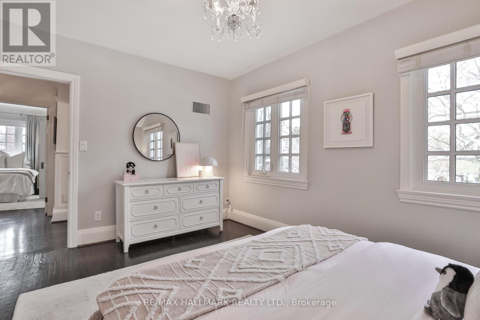 9 Glenarden Road, Toronto, Ontario  M6C 3J8 - Photo 23 - C12719834