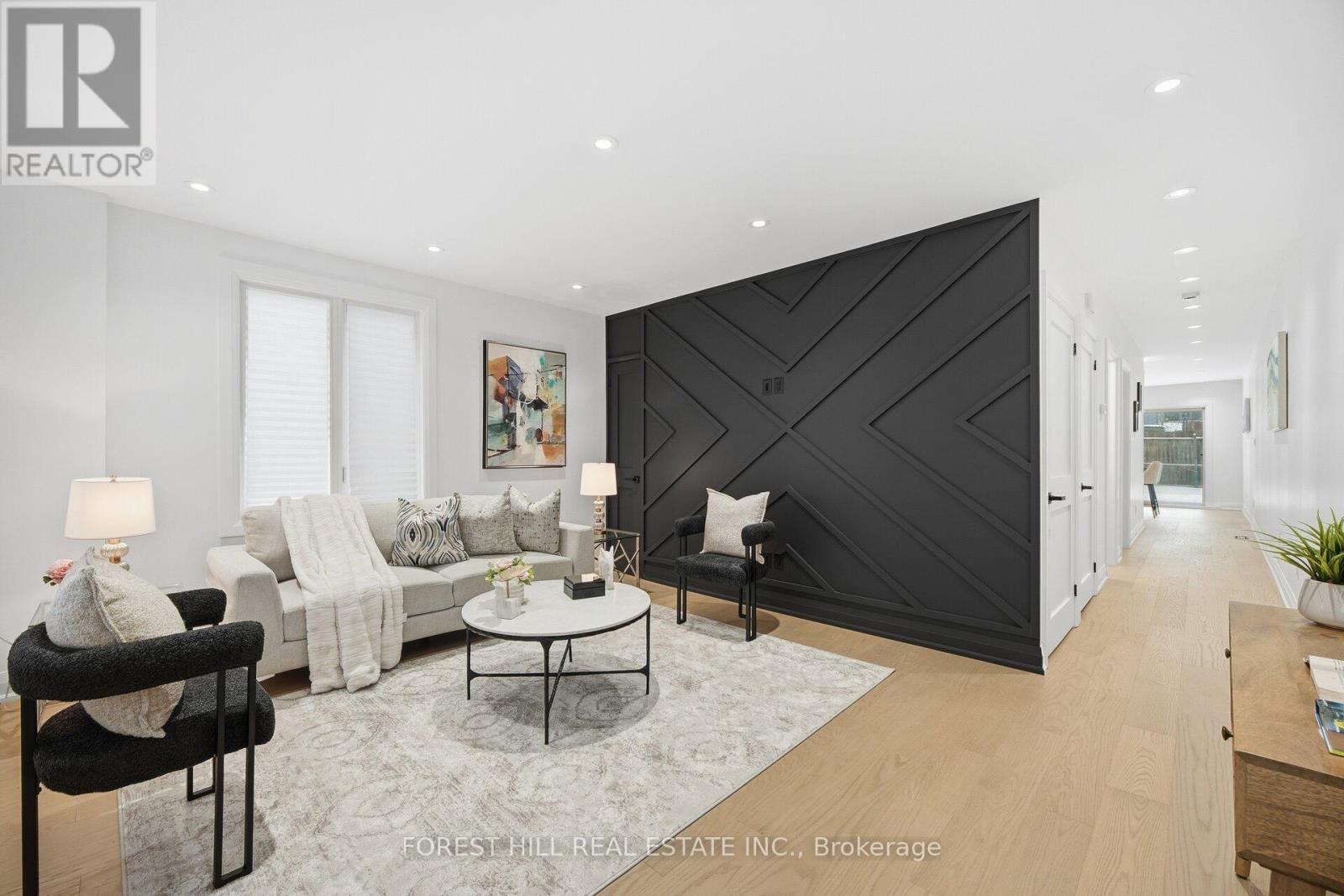 128 Duvernet Avenue, Toronto, Ontario  M4E 1V4 - Photo 4 - E12719808