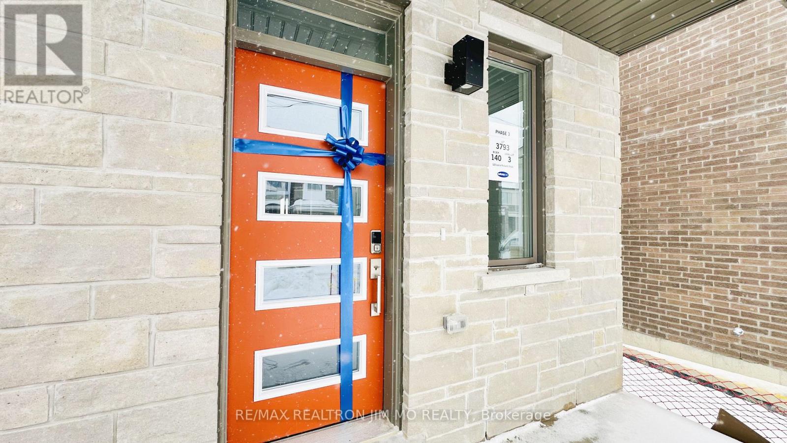 123 Leslie Richards Street, Markham, Ontario  L6C 3S9 - Photo 4 - N12719820