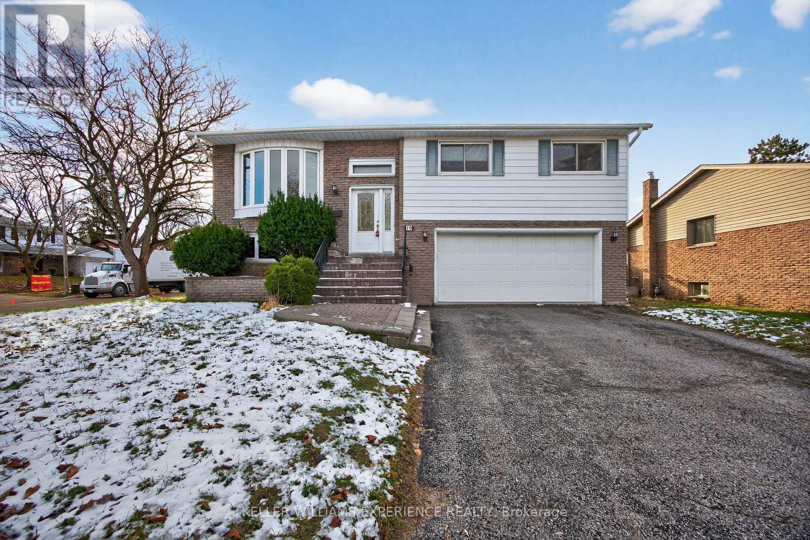 19 DEBRA CRESCENT, Barrie, Ontario