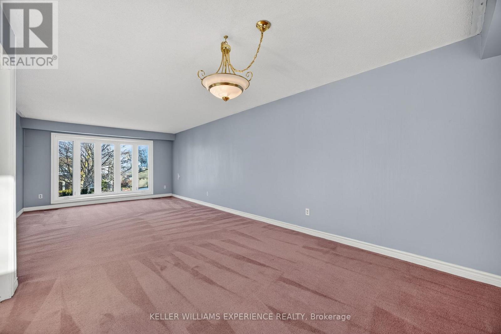 19 Debra Crescent, Barrie, Ontario  L4N 3T2 - Photo 10 - S12719832