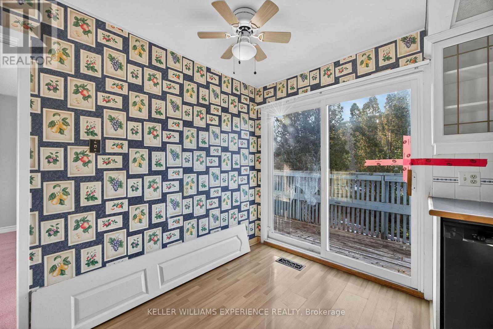 19 Debra Crescent, Barrie, Ontario  L4N 3T2 - Photo 18 - S12719832