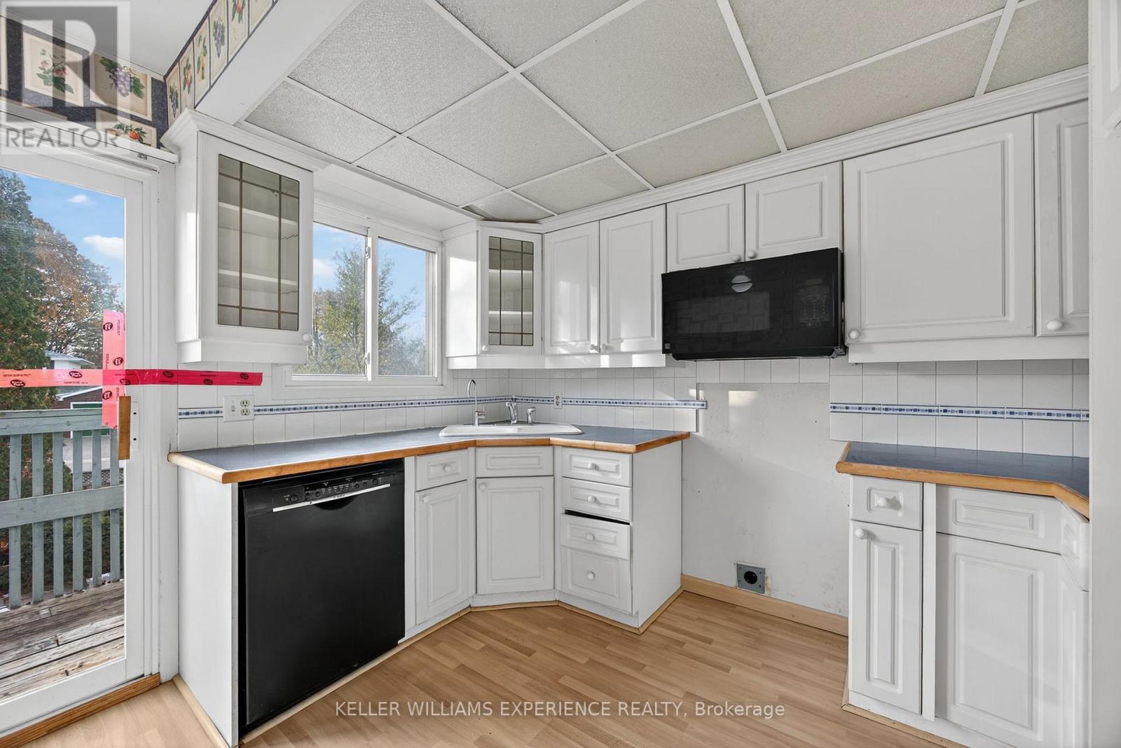 19 Debra Crescent, Barrie, Ontario  L4N 3T2 - Photo 22 - S12719832