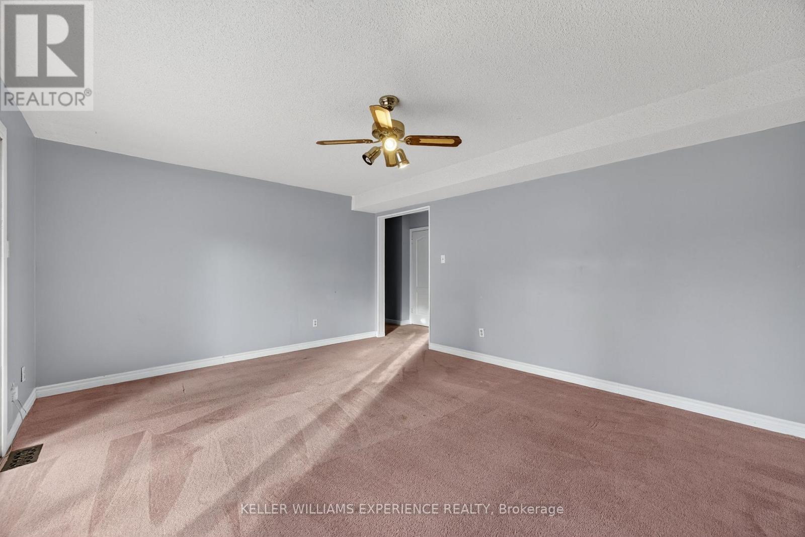 19 Debra Crescent, Barrie, Ontario  L4N 3T2 - Photo 35 - S12719832