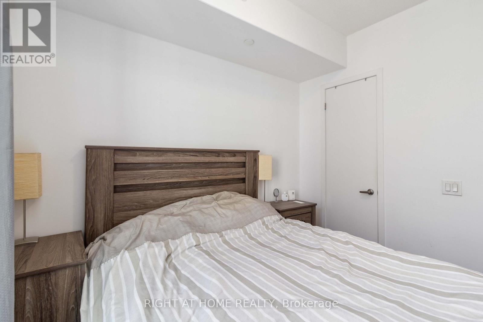 811 - 2560 Eglinton Avenue W, Mississauga, Ontario  L5M 0Y3 - Photo 16 - W12719794