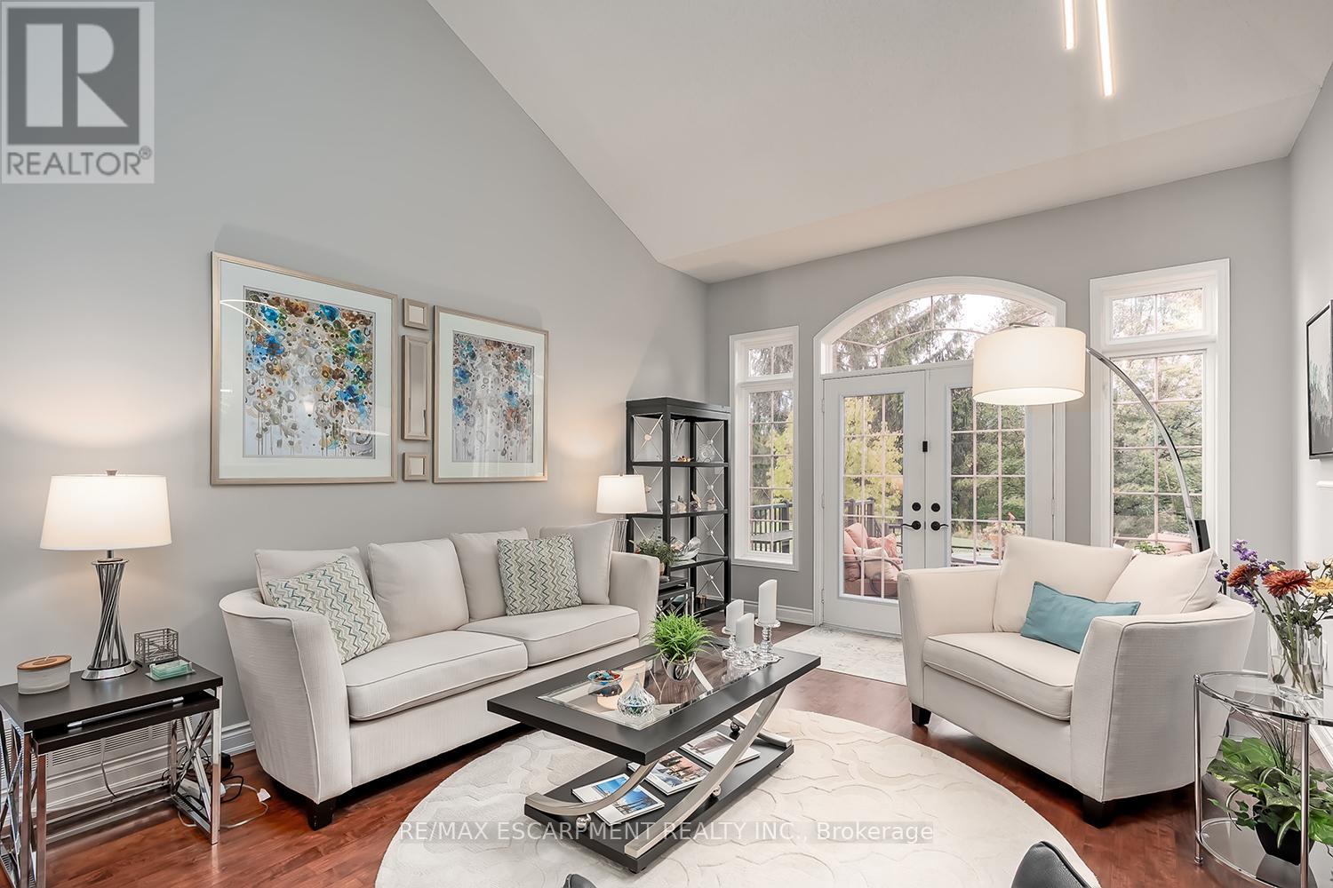 4304 Taywood Drive, Burlington, Ontario  L7M 4S7 - Photo 15 - W12719826