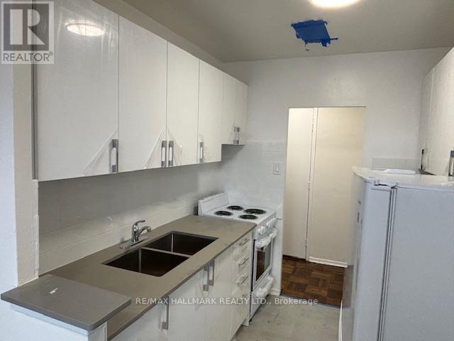 307 - 2 Newholm Road, Toronto, Ontario  M8Y 3M4 - Photo 6 - W12719844