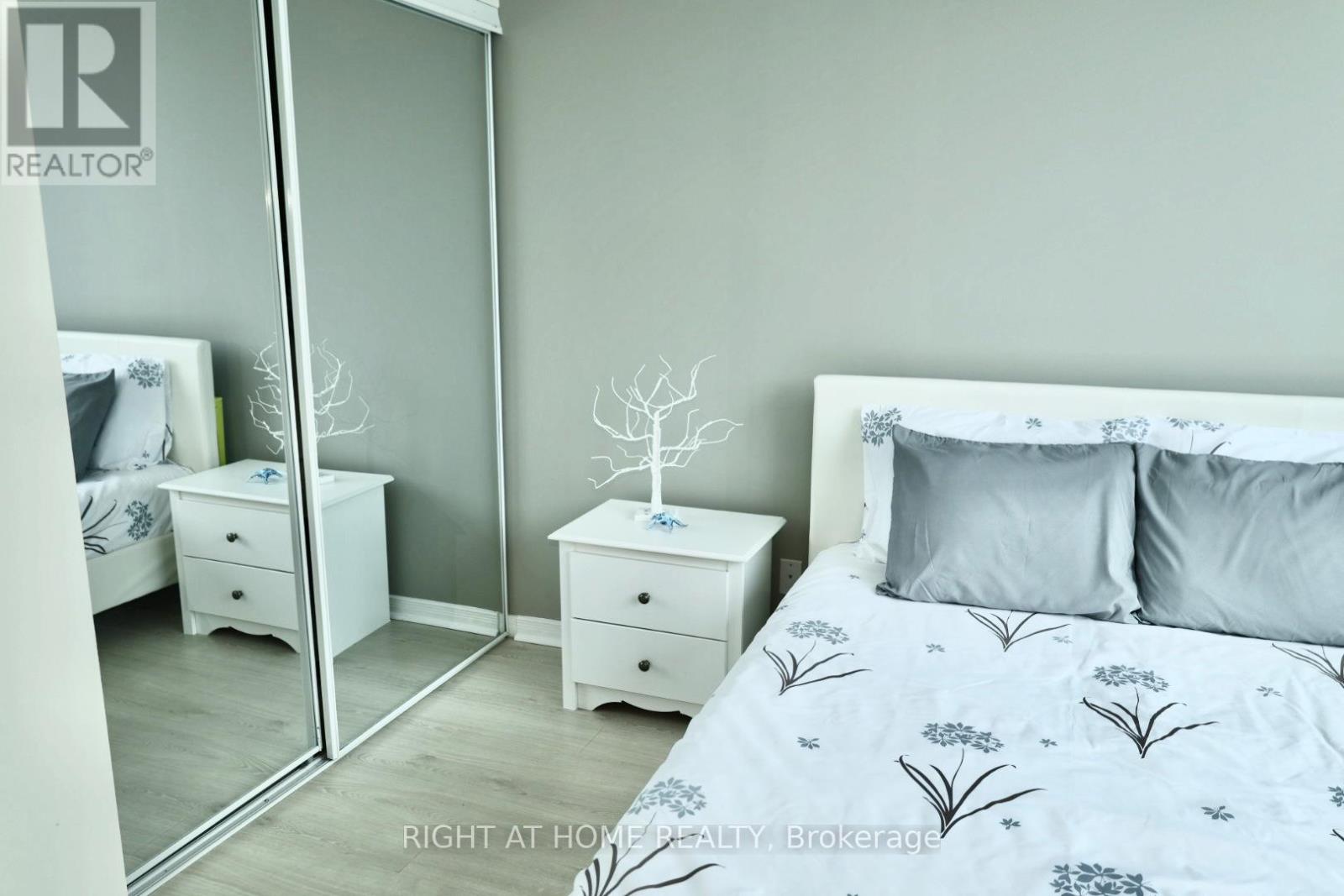 503 - 2565 Erin Centre Boulevard, Mississauga, Ontario  L5M 6Z8 - Photo 13 - W12719852