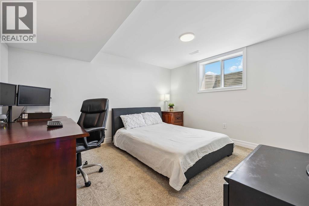 640 Sweetbay Crescent, Sarnia, Ontario  N7S 0B3 - Photo 20 - 26001647