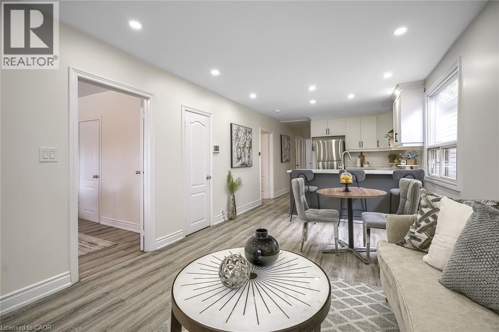 230 Mcanulty Boulevard, Hamilton, Ontario  L8H 3J1 - Photo 8 - 40788242