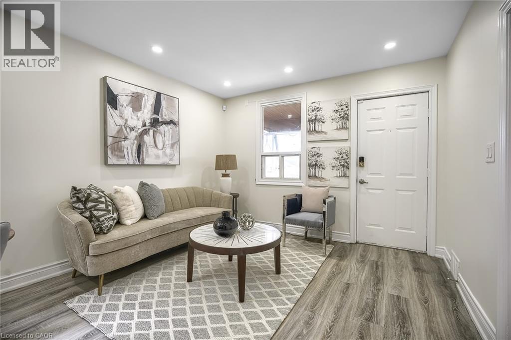 230 Mcanulty Boulevard, Hamilton, Ontario  L8H 3J1 - Photo 5 - 40788242