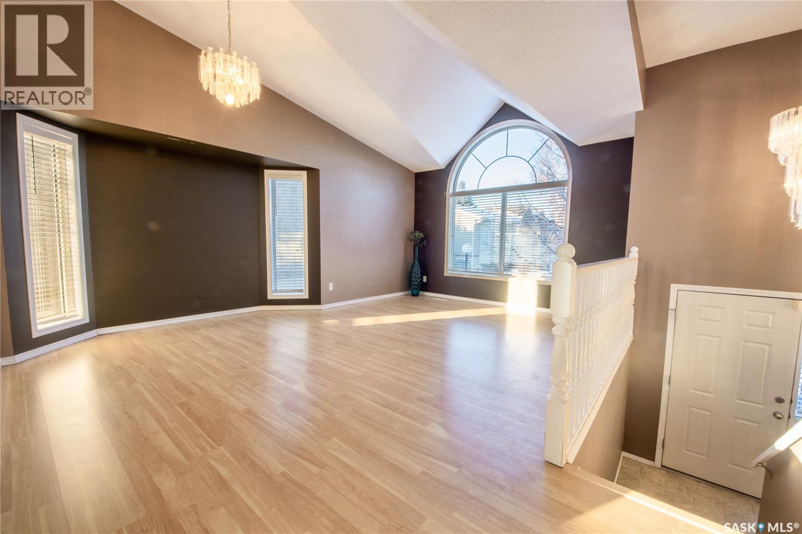 9 644 Heritage Lane, Saskatoon, Saskatchewan  S7H 5P8 - Photo 5 - SK024103