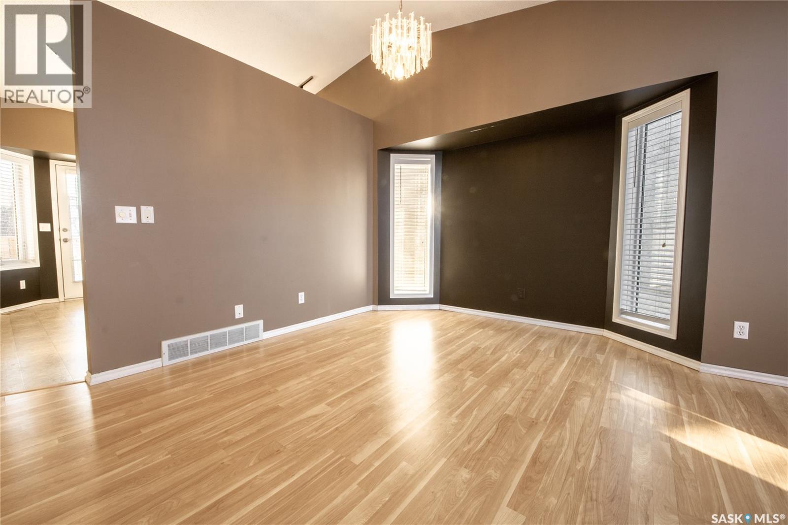 9 644 Heritage Lane, Saskatoon, Saskatchewan  S7H 5P8 - Photo 7 - SK024103