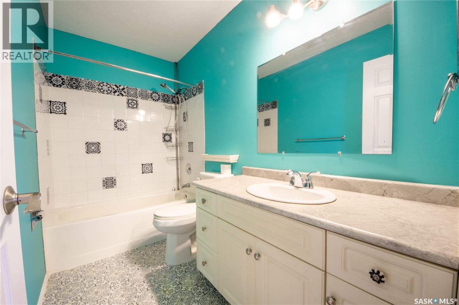 9 644 Heritage Lane, Saskatoon, Saskatchewan  S7H 5P8 - Photo 14 - SK024103