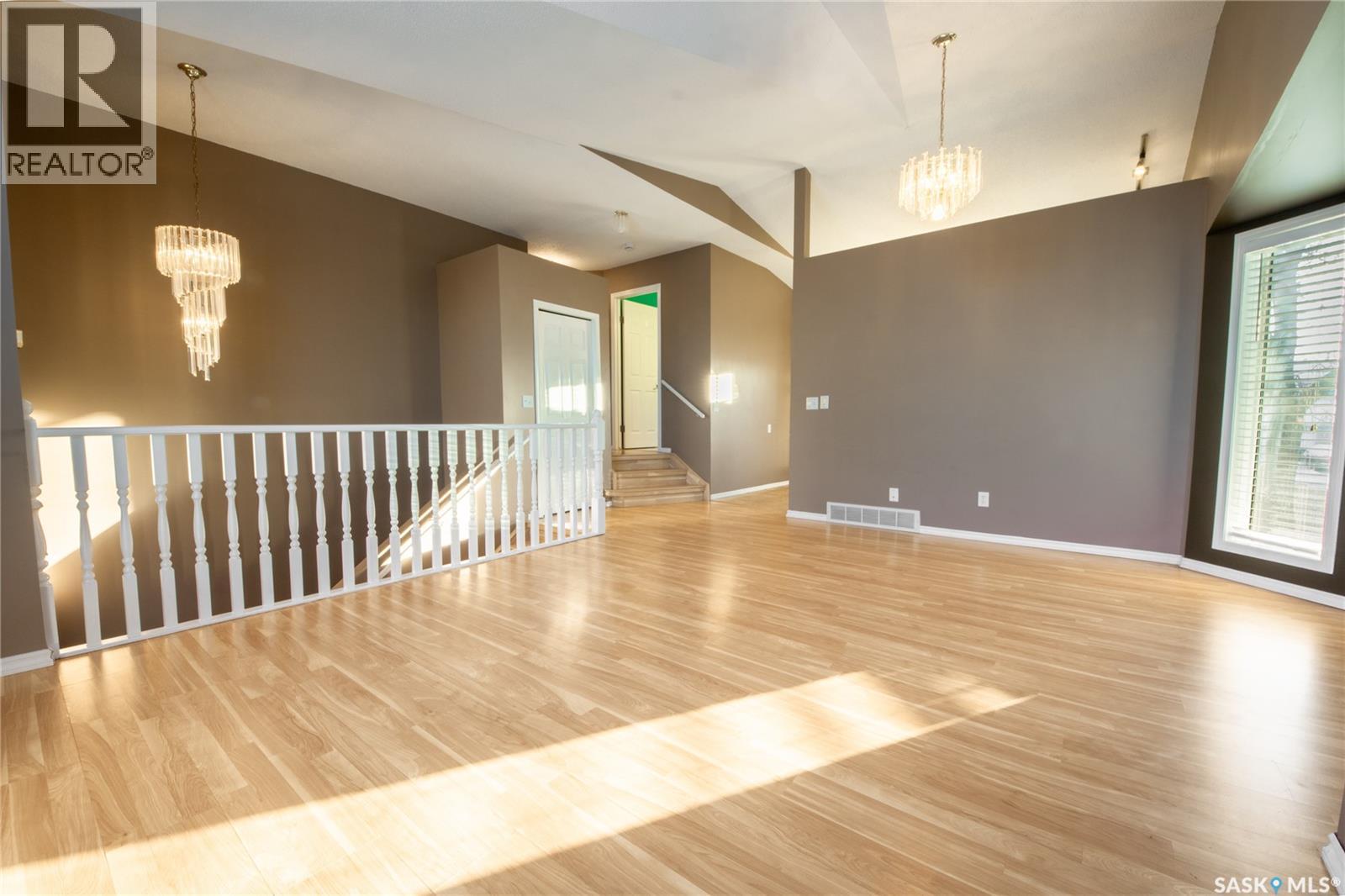 9 644 Heritage Lane, Saskatoon, Saskatchewan  S7H 5P8 - Photo 4 - SK024103