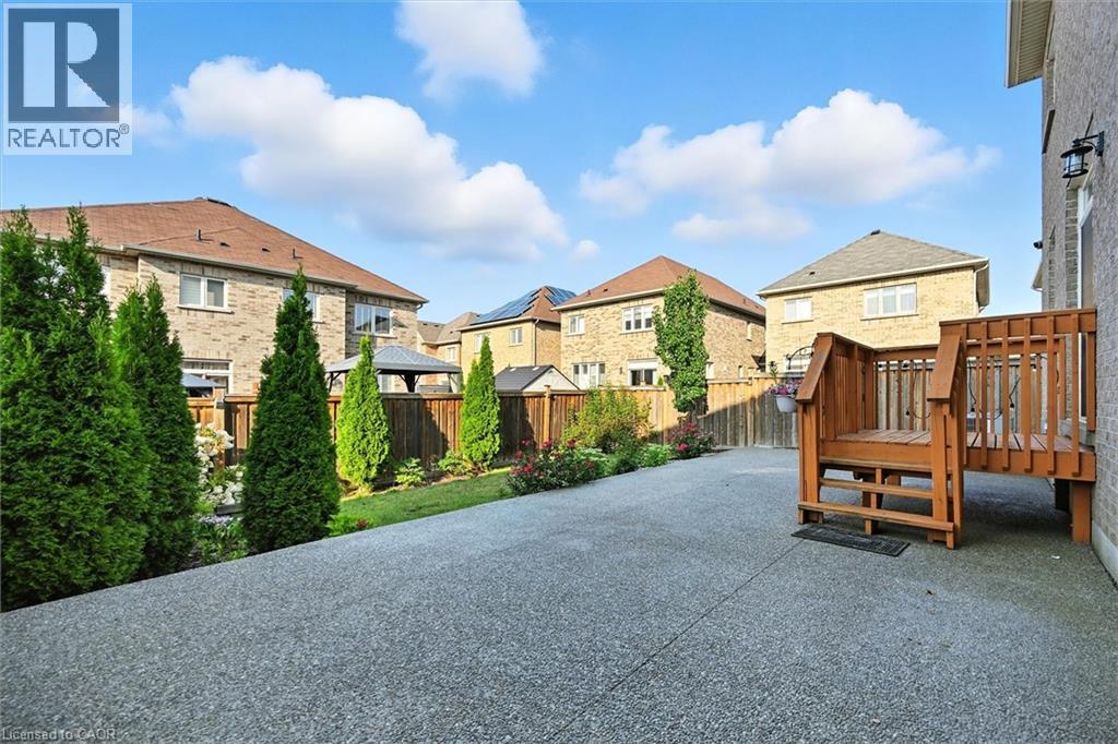 167 Alessio Drive, Hamilton, Ontario  L9B 0E9 - Photo 38 - 40795429