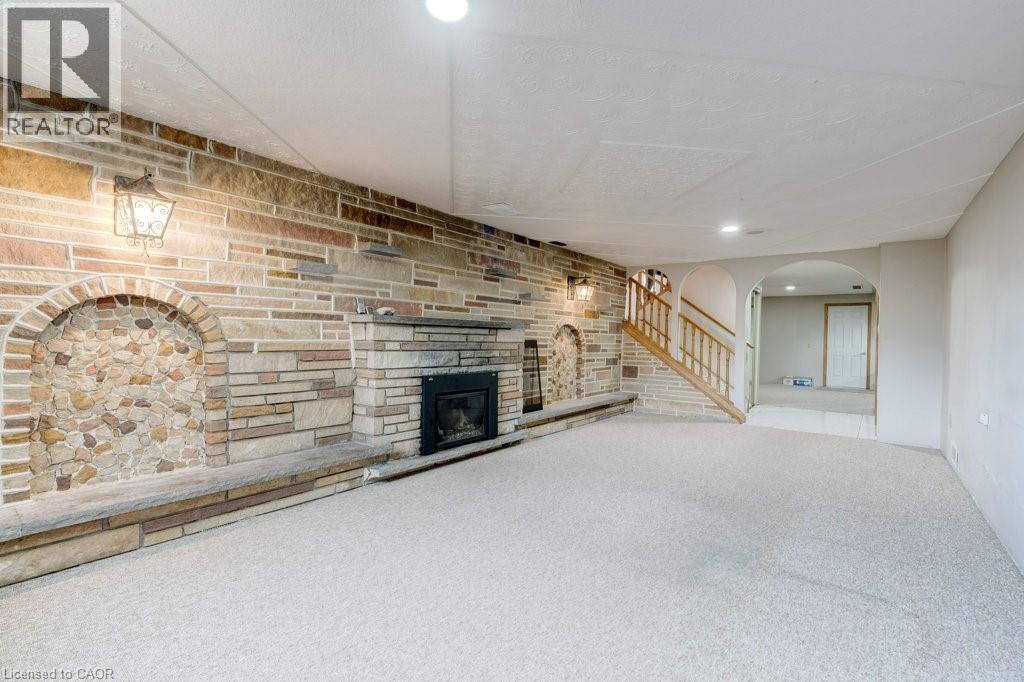 595 Green Mountain Road E, Stoney Creek, Ontario  L8J 2Z7 - Photo 26 - 40796735