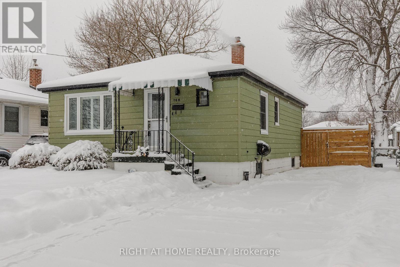 168 EAST 45TH STREET, Hamilton, Ontario